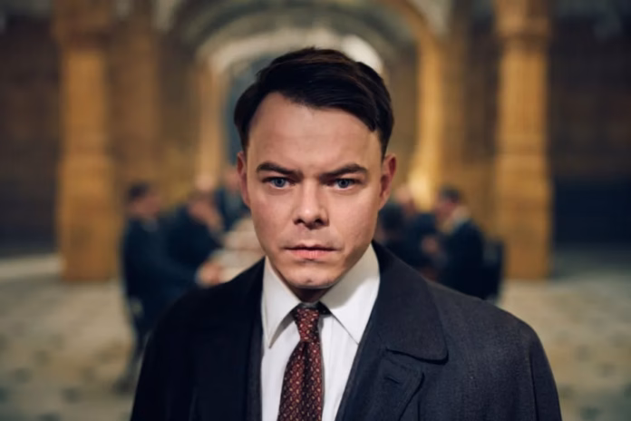 Peaky Blinders | Charlie Heaton assume papel crucial em sequência ambientada nos anos 50