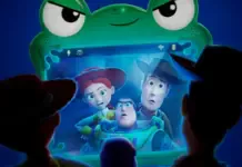 Toy Story 5 passa de US$ 800 milhões e mira recorde da franquia Toy Story 5 passa de US$ 800 milhões e mira recorde da franquia